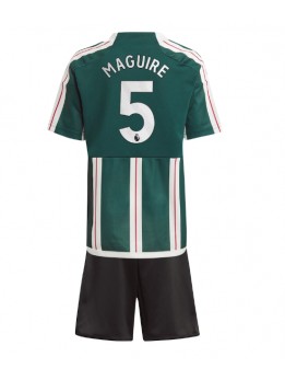 Billige Manchester United Harry Maguire #5 Bortedraktsett Barn 2023-24 Kortermet (+ Korte bukser)